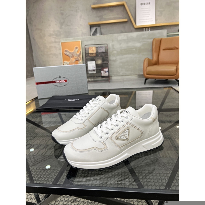 Pra*a casual shoes